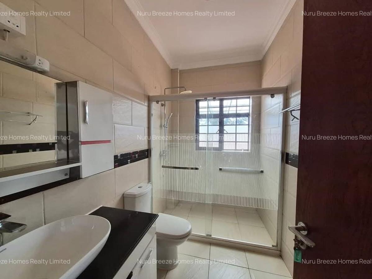 5 Bed Townhouse with En Suite in Kiambu Road - 4