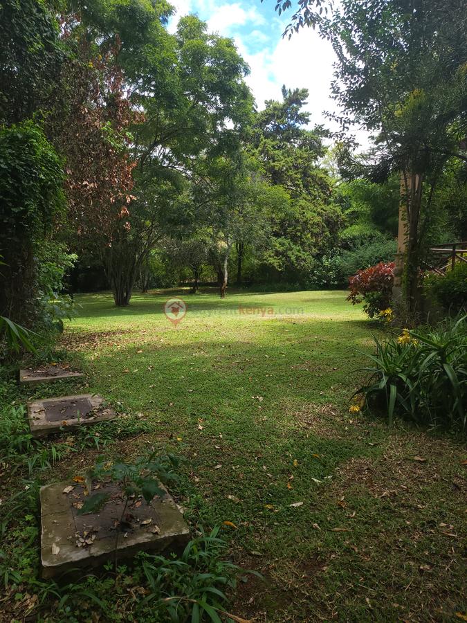 5 Bed Villa with En Suite in Karen Hardy - 17