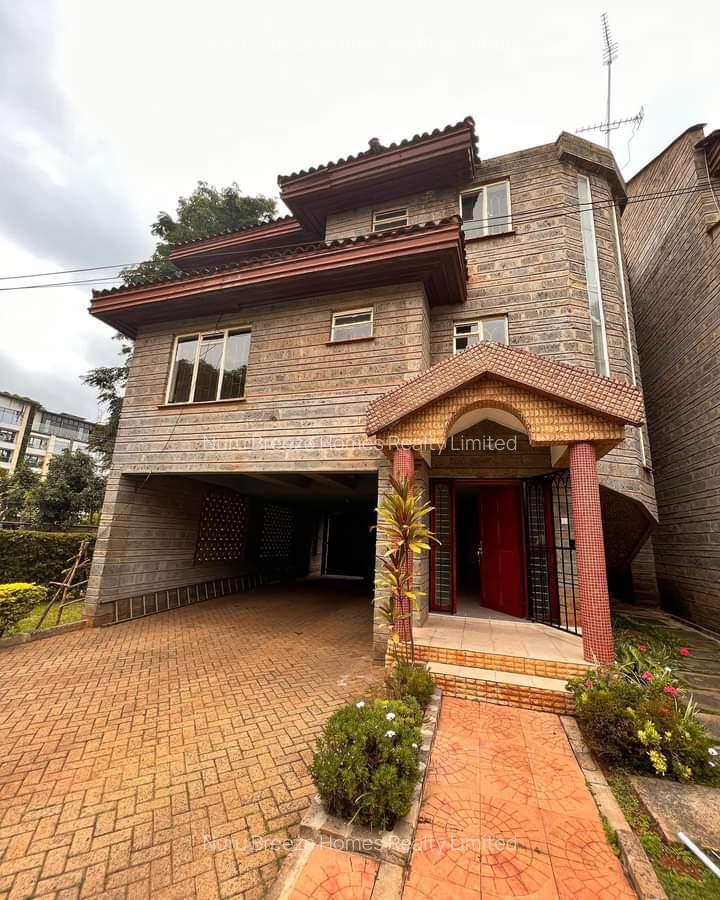 4 Bed Townhouse with En Suite in Lavington - 1