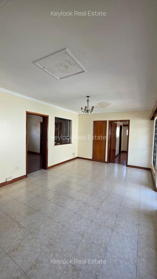 4 Bed Townhouse with En Suite at Kyuna - 13