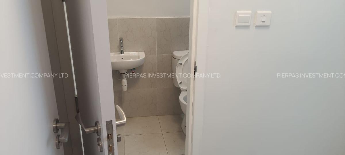 Serviced 3 Bed Apartment with En Suite in Kileleshwa - 16