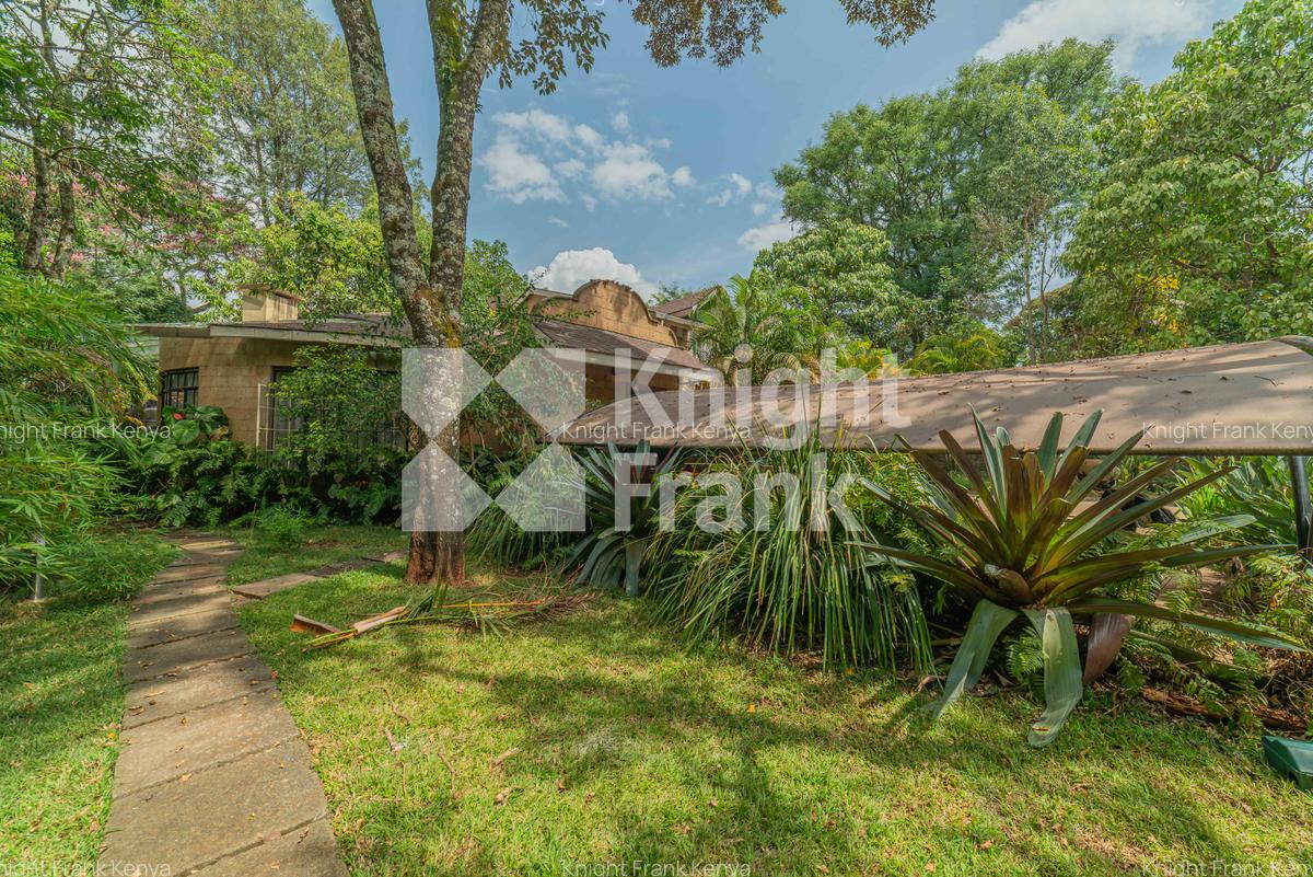 5 Bed House with En Suite at Warai - 11