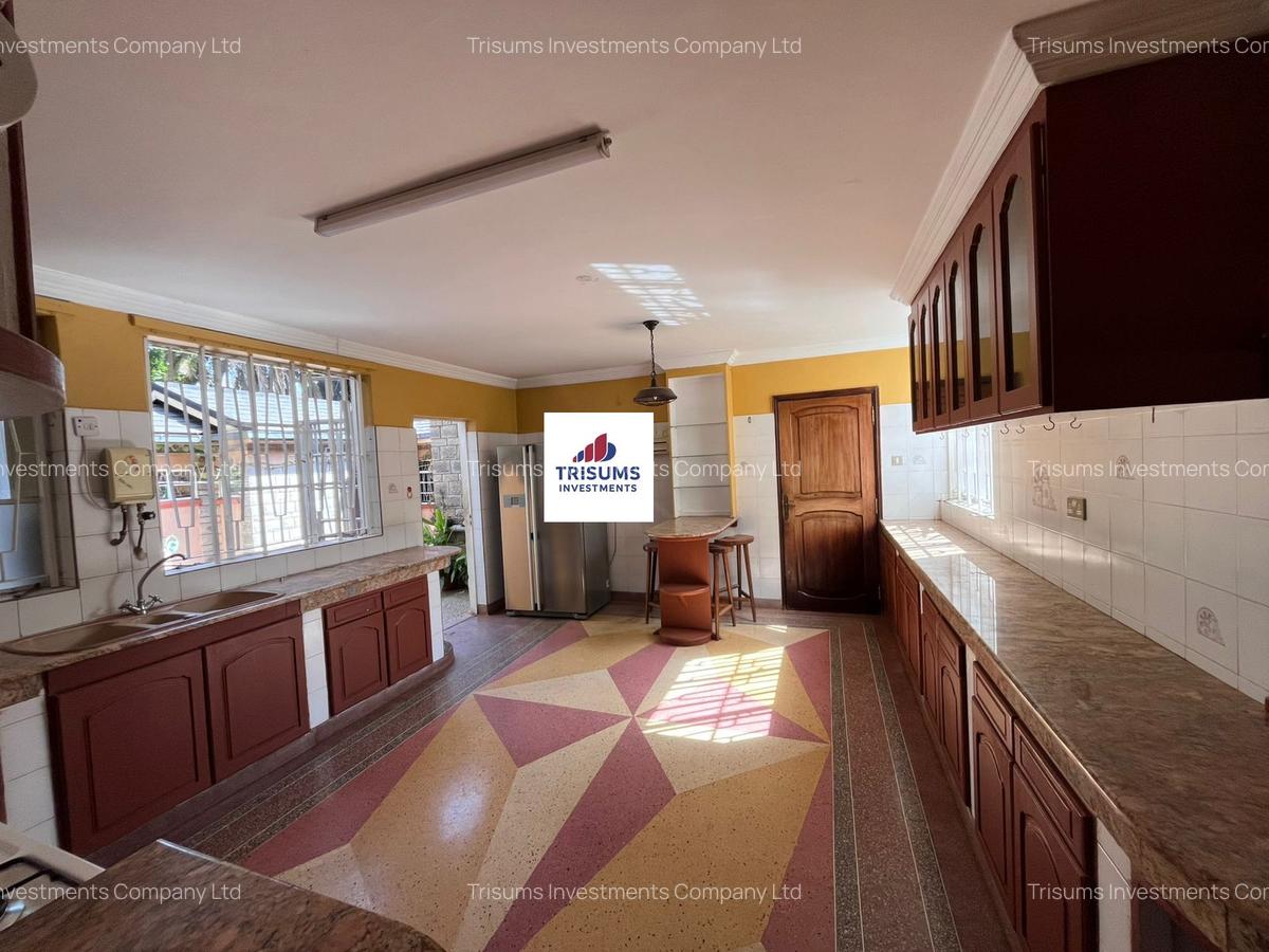 3 Bed House with En Suite in Runda - 4