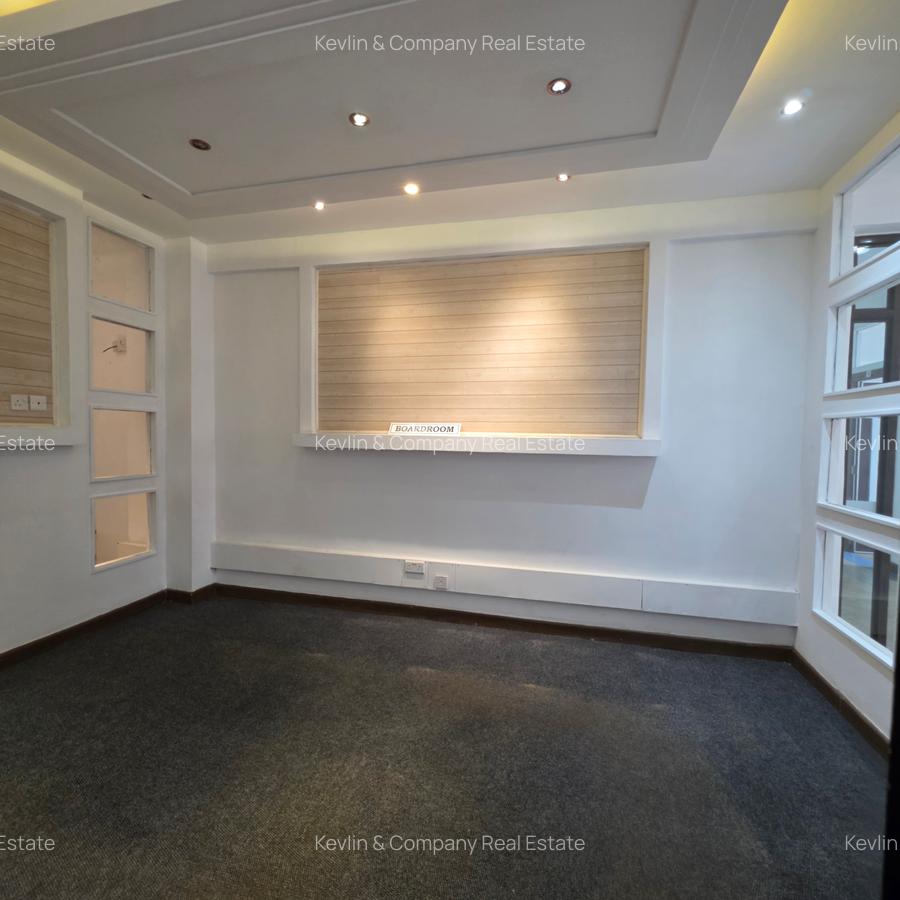 2,700 ft² Office with Backup Generator in Kilimani - 4