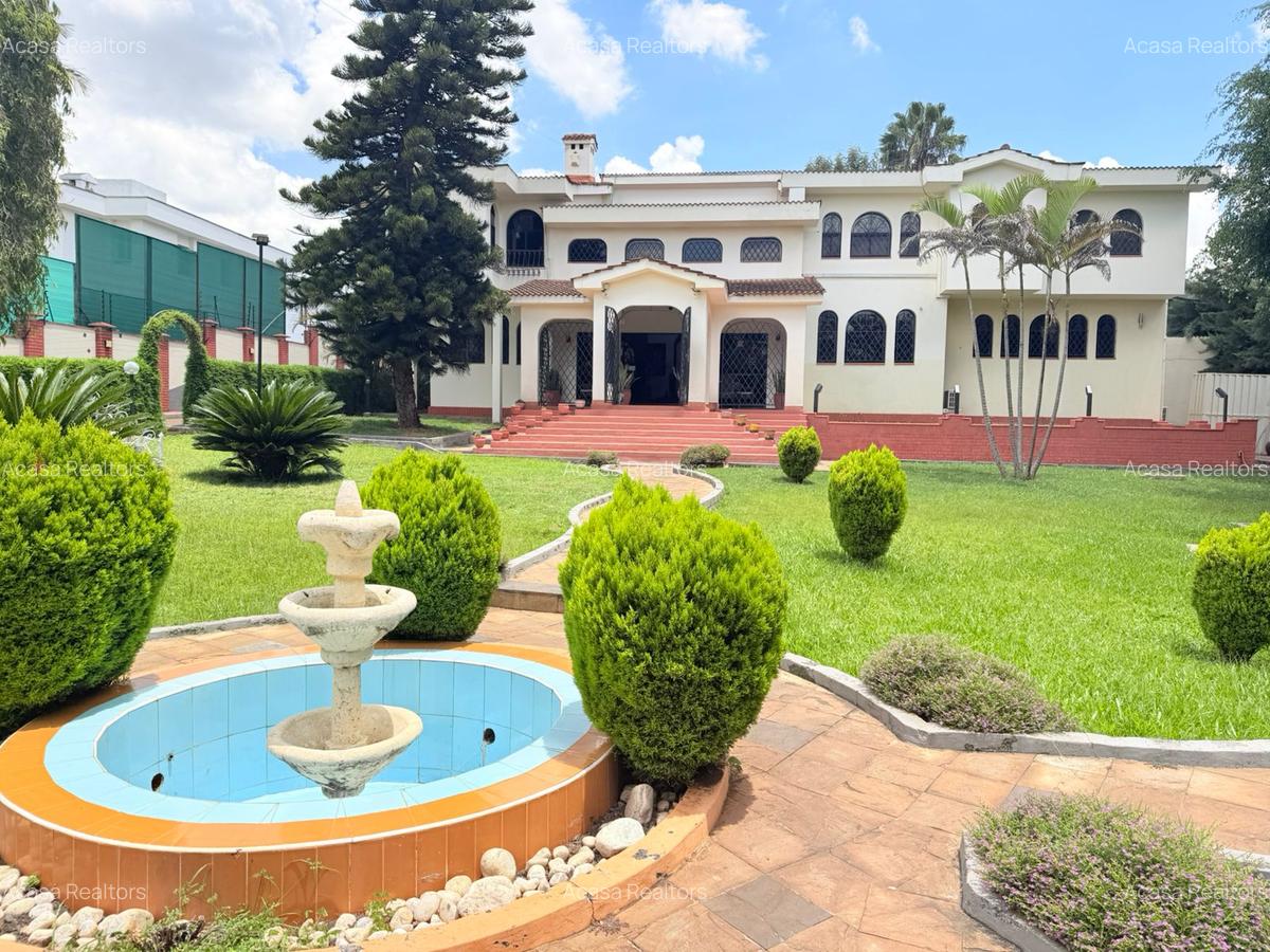 6 Bed House at Un Avenue - 1