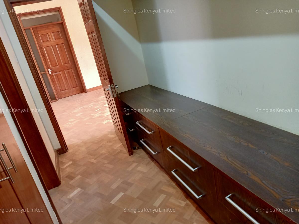 4 Bed Townhouse with En Suite at Njumbi Rd - 14