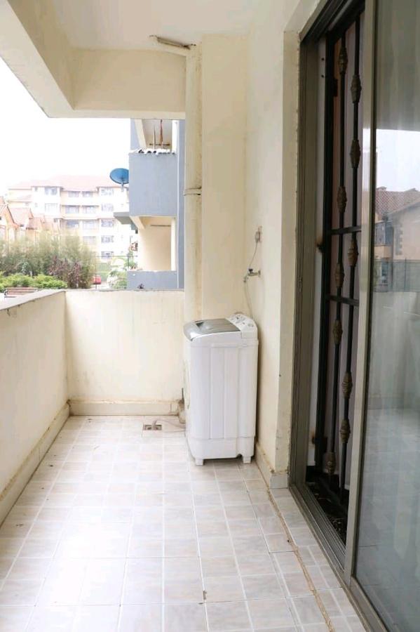 Serviced 3 Bed Apartment with Swimming Pool in Kileleshwa - 6