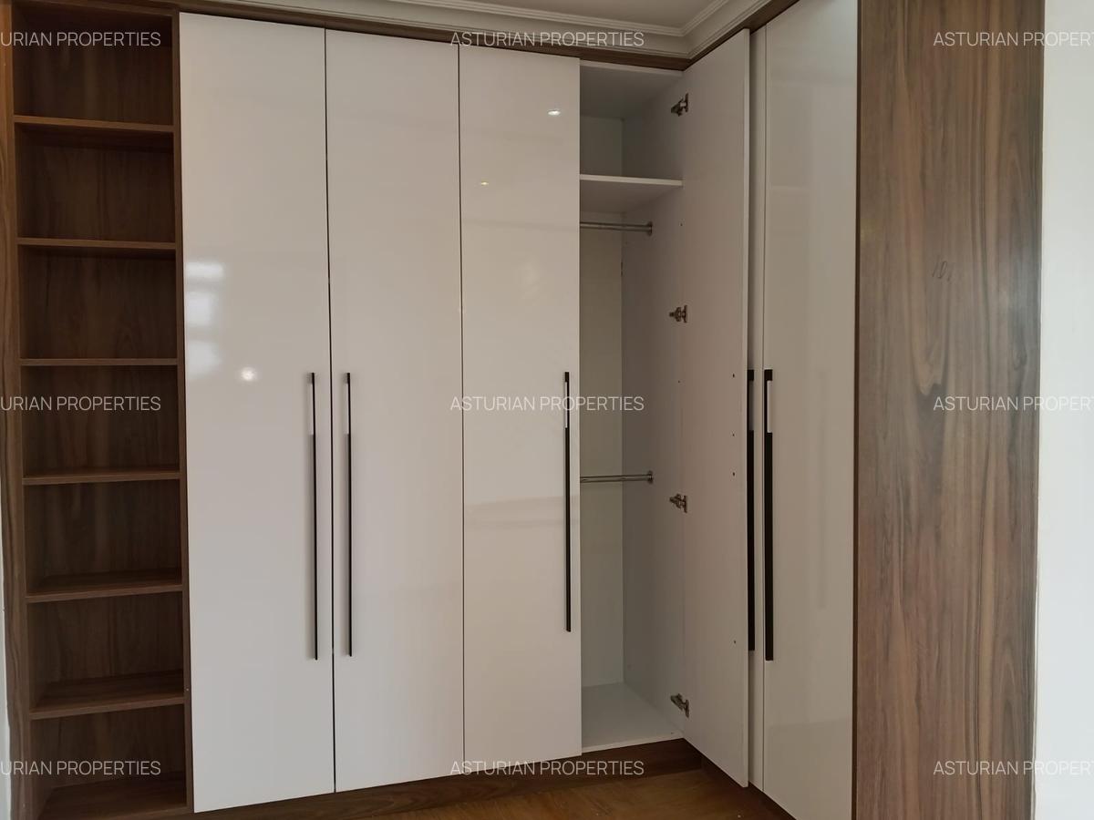 3 Bed Apartment with En Suite in Kileleshwa - 14