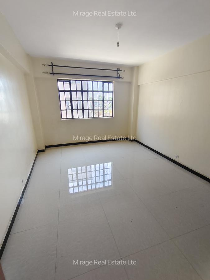 2 Bed Apartment with Parking in Kilimani - 16