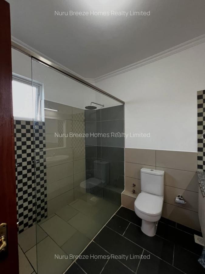 3 Bed Apartment with En Suite in Riverside - 14