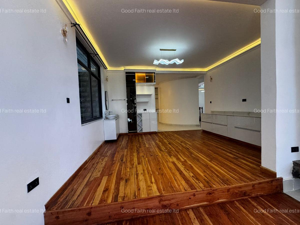 5 Bed House with En Suite in Karen - 8