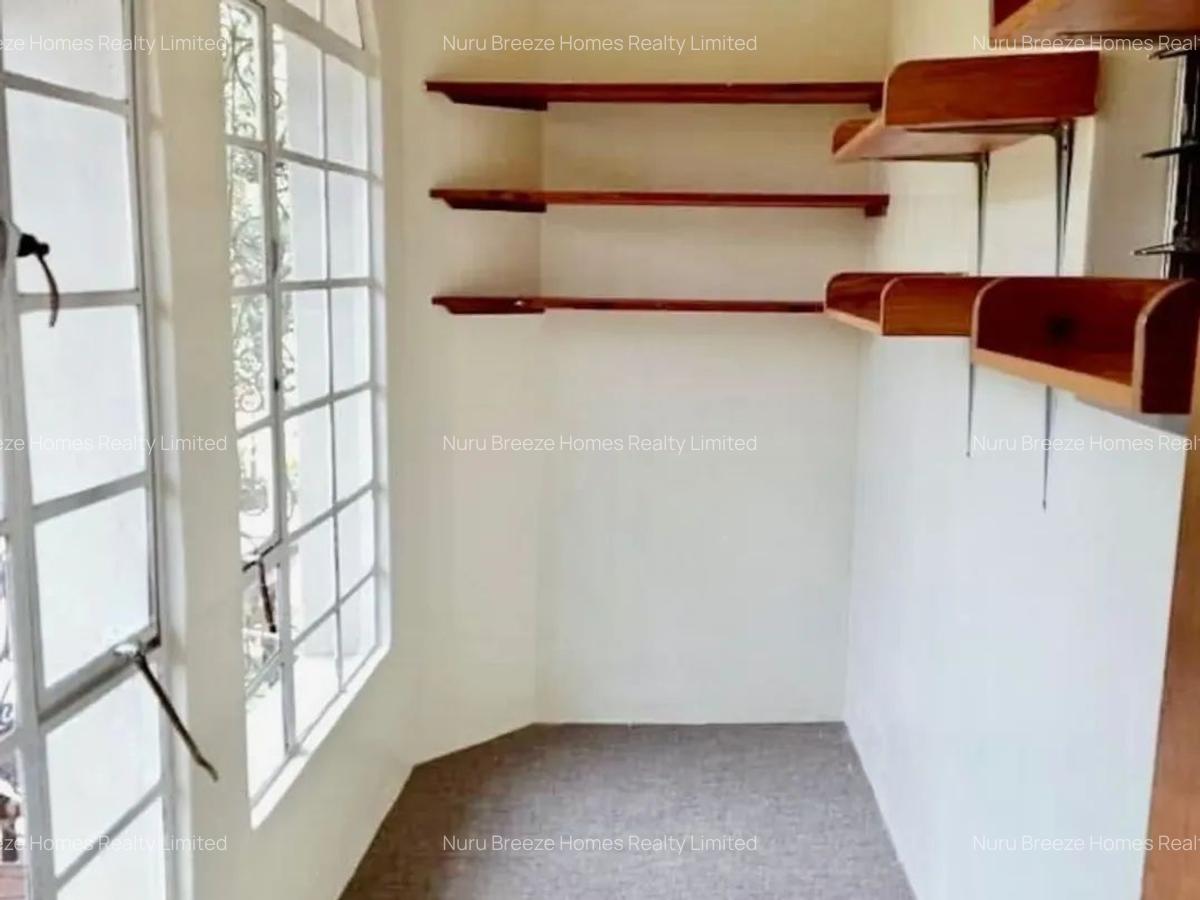 4 Bed House with En Suite in Thigiri - 17