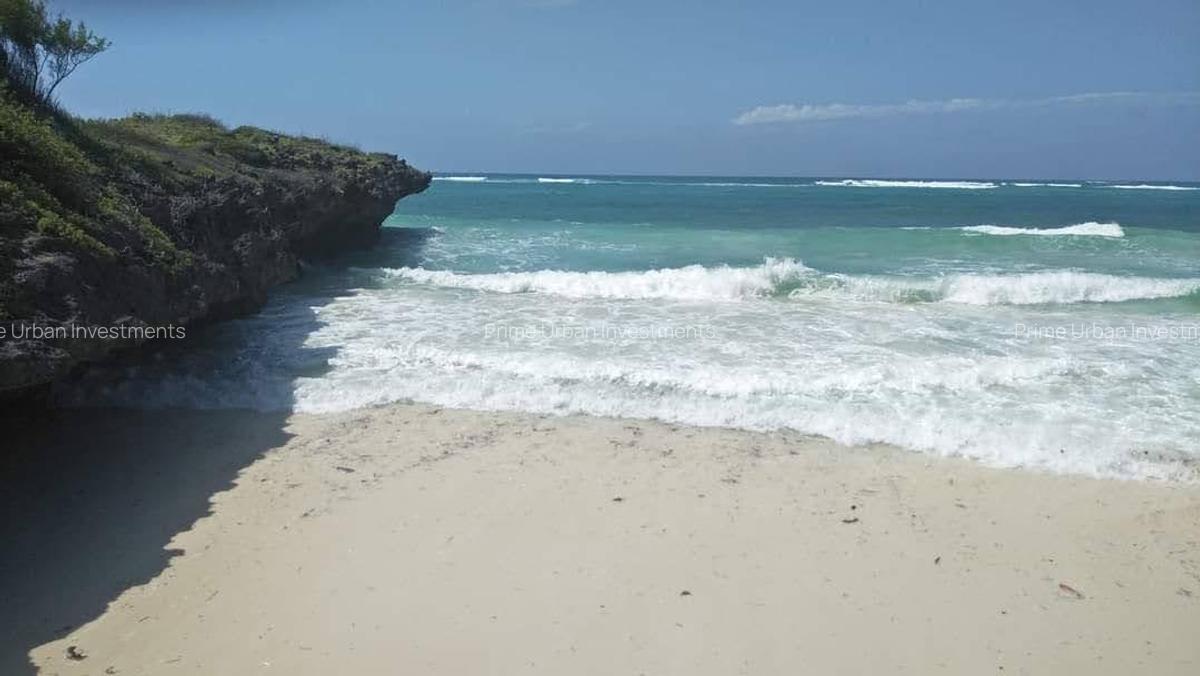 10 ac Land in Kilifi County - 11