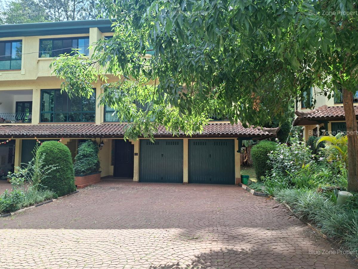 3 Bed Townhouse with En Suite at Off Grevillea Grove - 1