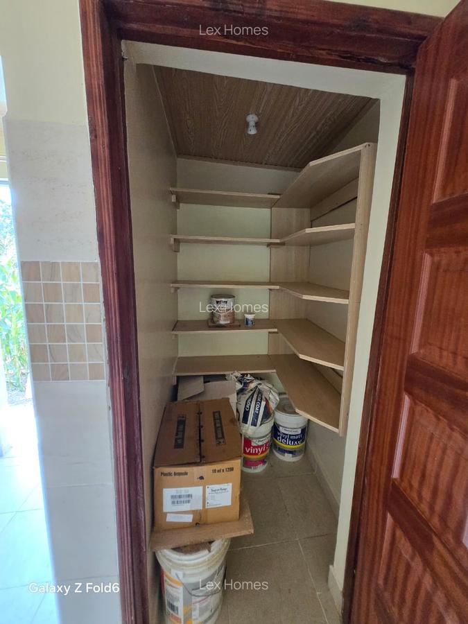 3 Bed House with En Suite at Rimpa - 9