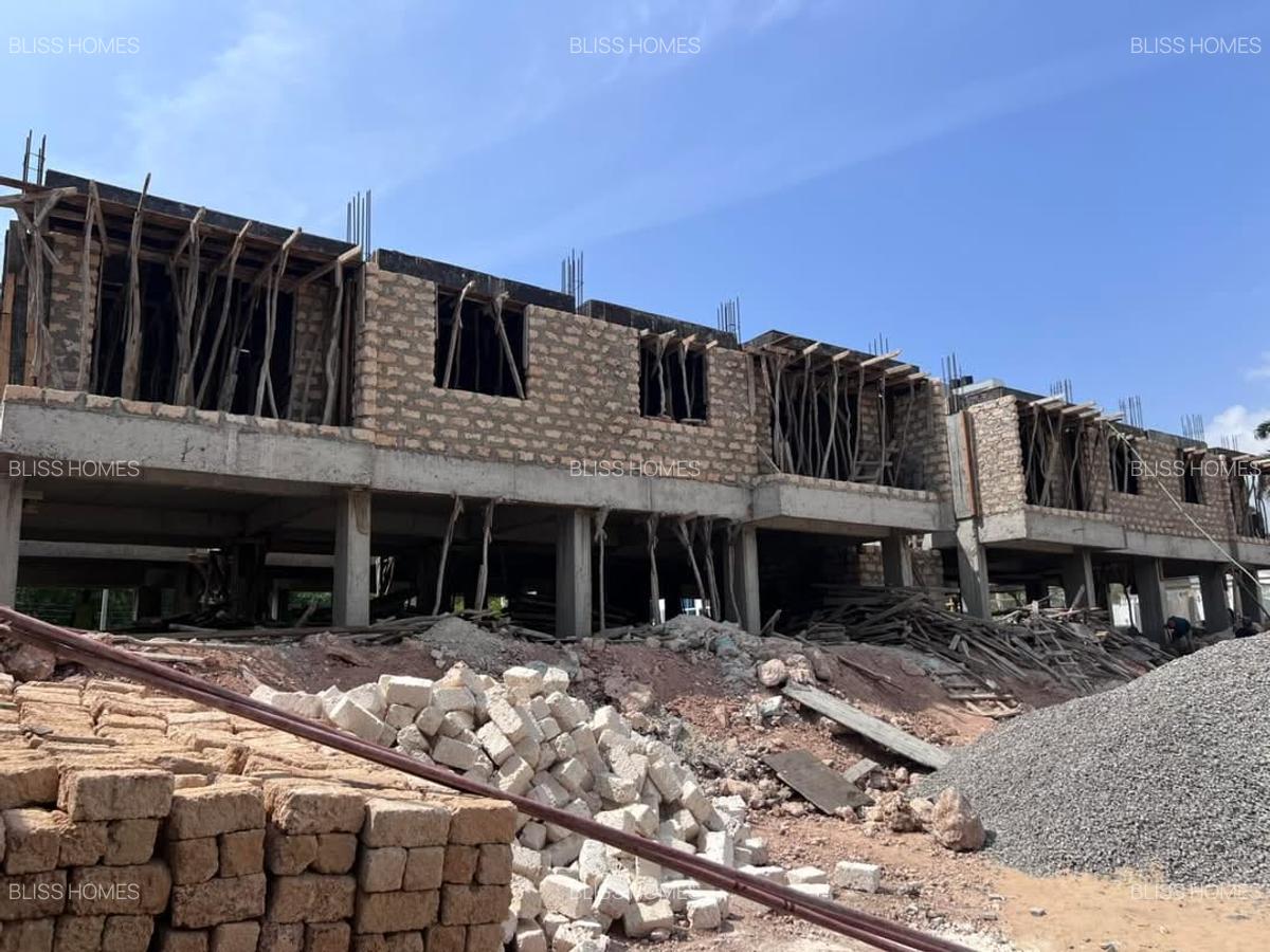 3 Bed Apartment with En Suite at Nyali Road - 9