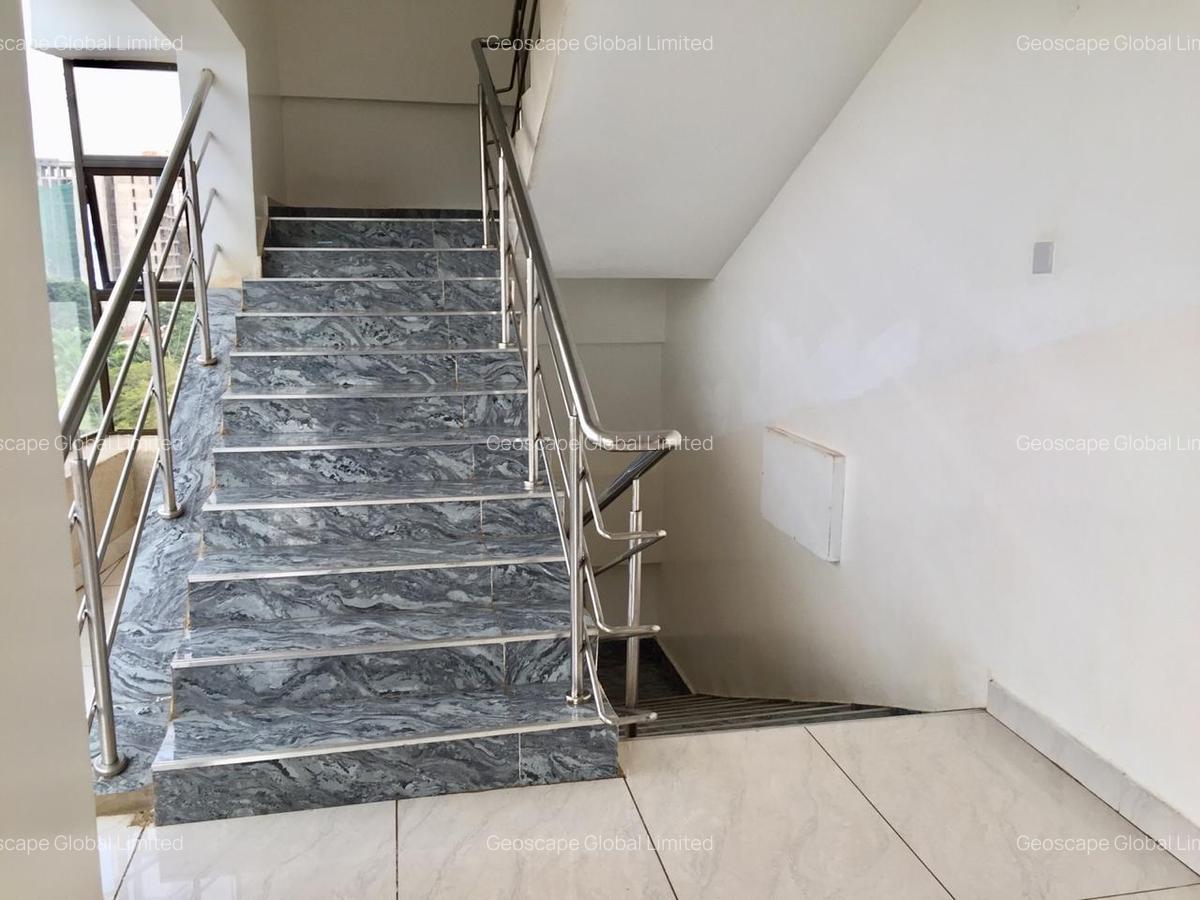 4 Bed Apartment with En Suite in General Mathenge - 2
