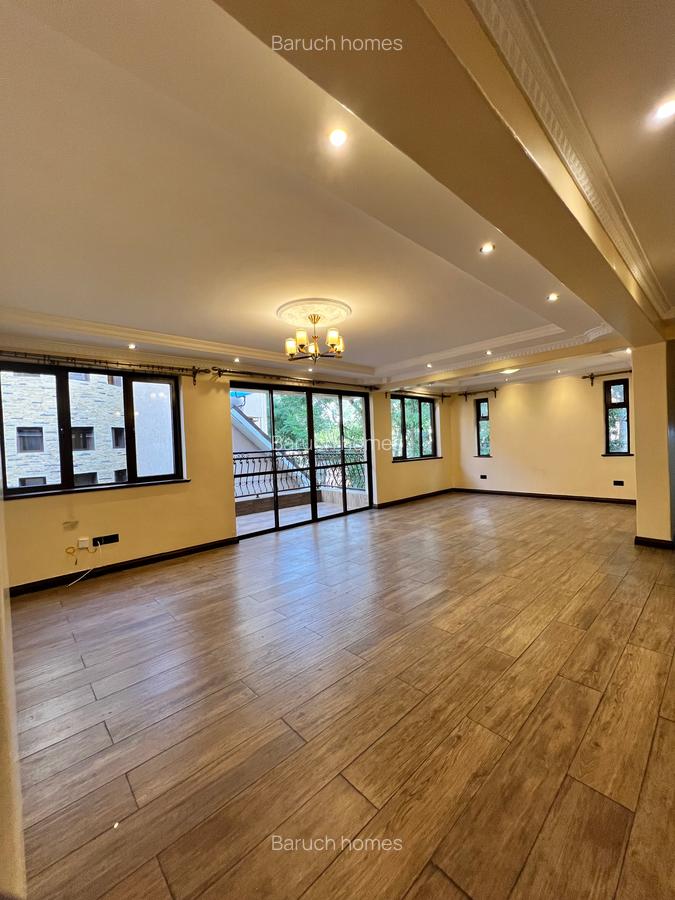 4 Bed Townhouse with En Suite in Lavington - 4