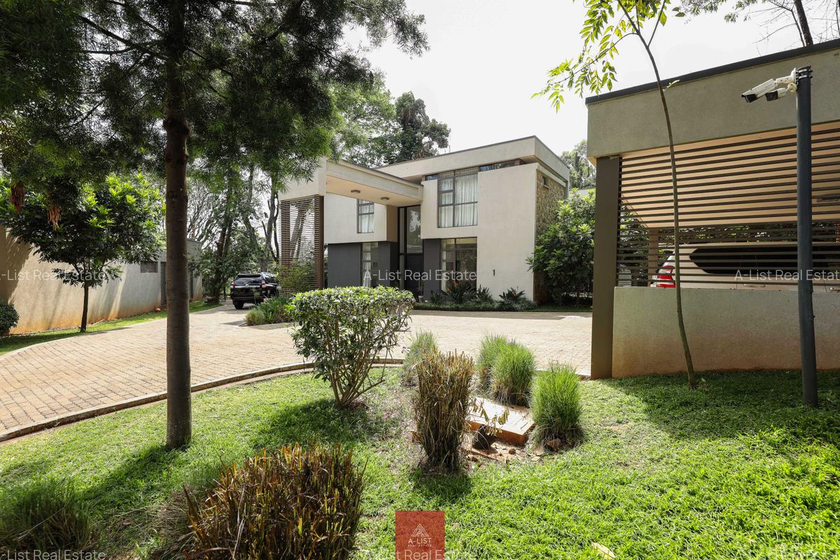 5 Bed Villa with En Suite at Miotoni - 17