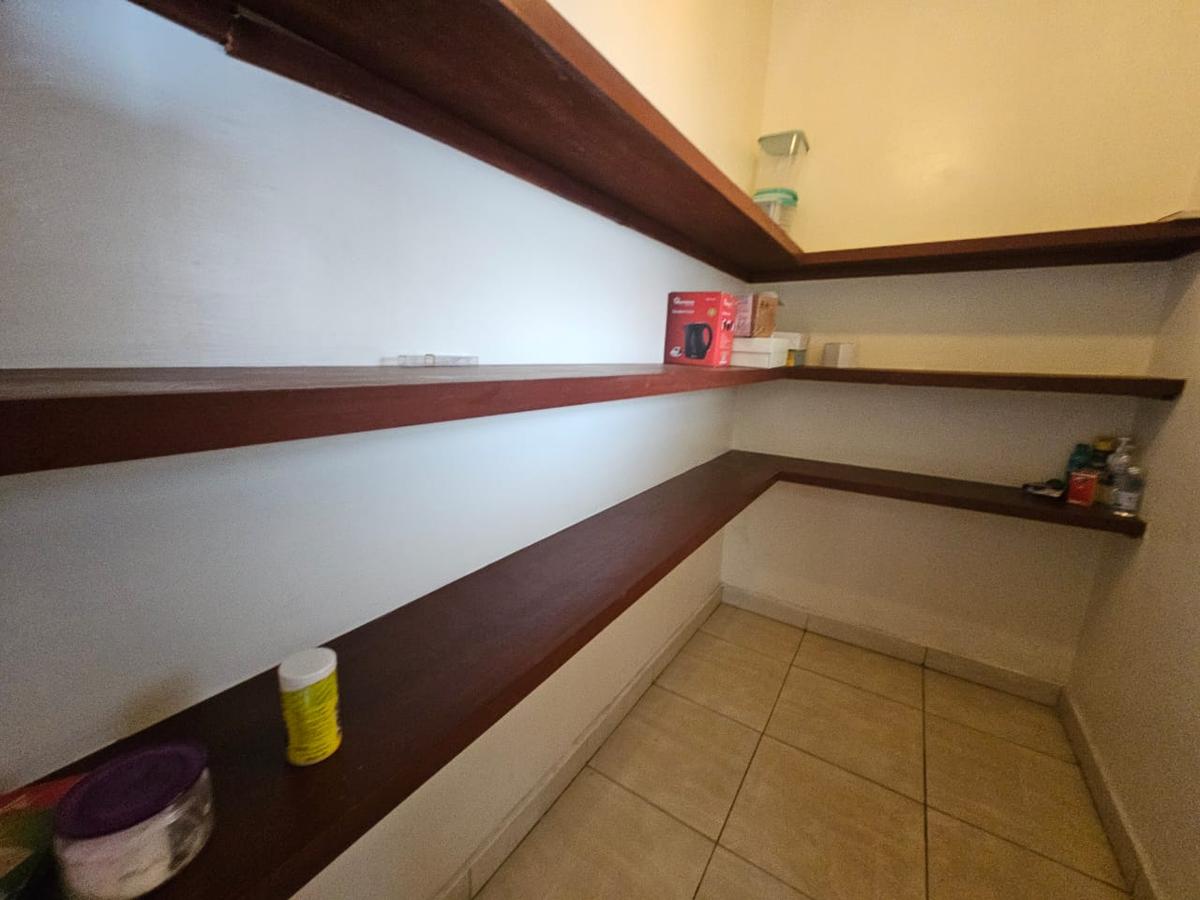 Furnished 2 Bed Apartment with En Suite in Westlands Area - 10