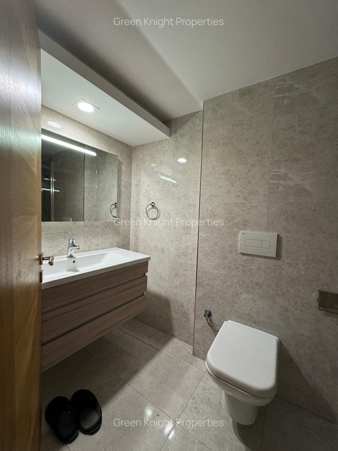 Serviced 3 Bed Apartment with En Suite in Kileleshwa - 16