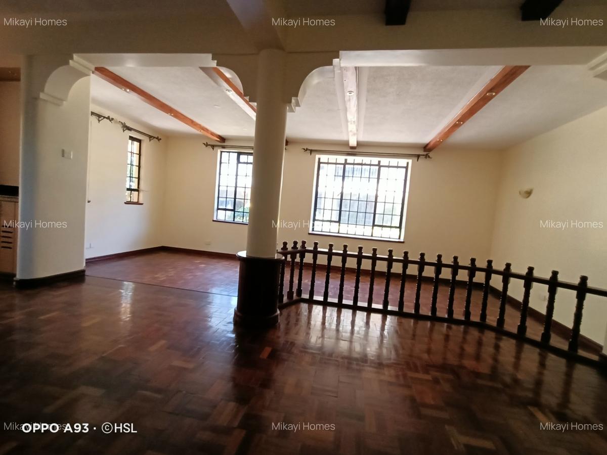 5 Bed Townhouse with En Suite in Kileleshwa - 6