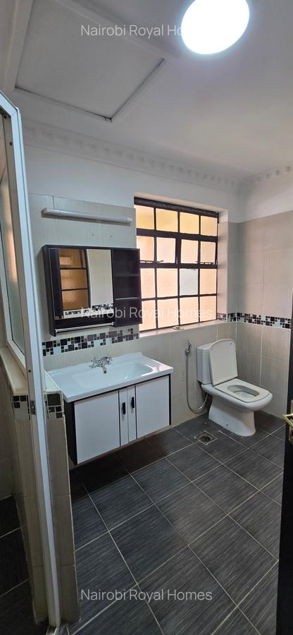 5 Bed Townhouse with En Suite at Convent Drive - 19
