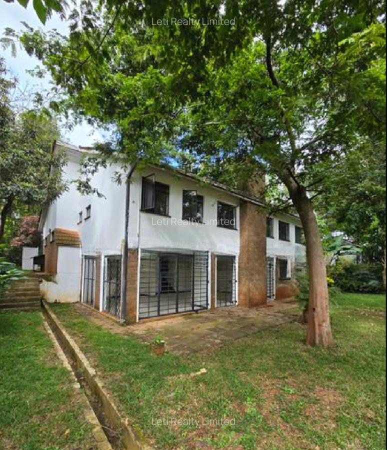 4 Bed Townhouse with En Suite in Lavington - 1