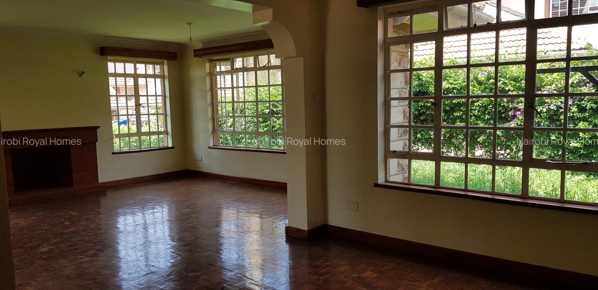 4 Bed Townhouse with En Suite at Runda Paradise - 11