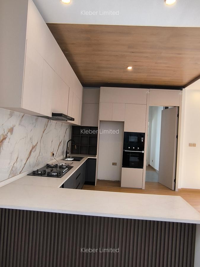 5 Bed Villa with En Suite in Lavington - 10