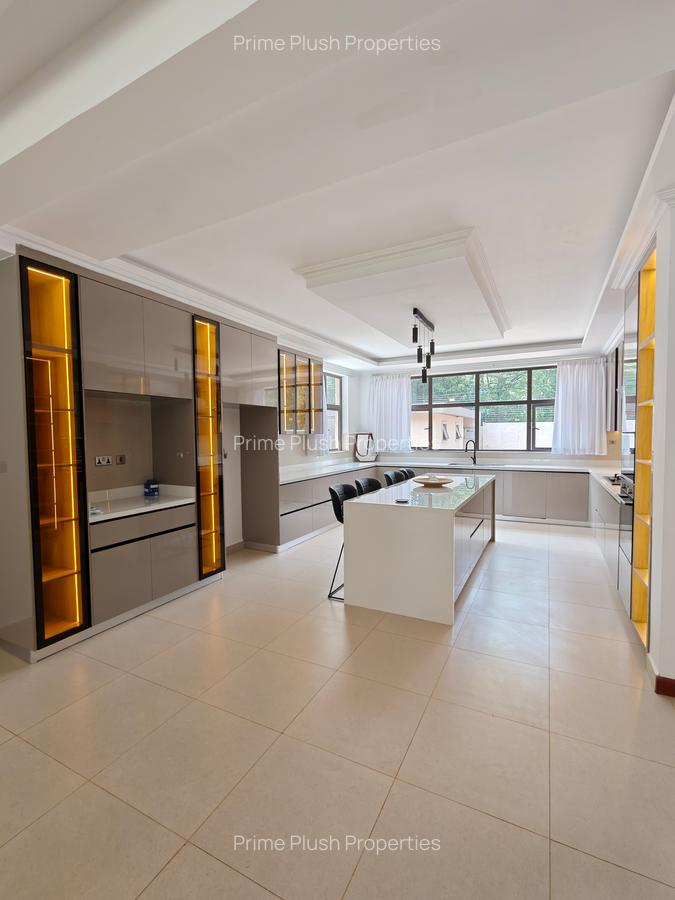 5 Bed House with En Suite in Karen - 3