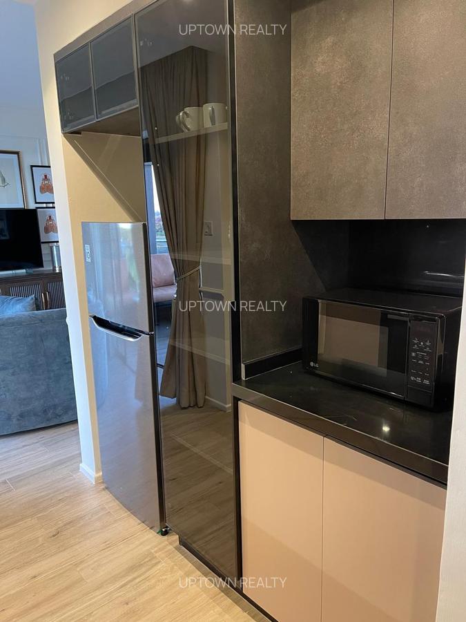 Serviced 2 Bed Apartment with En Suite at Nyari - 3