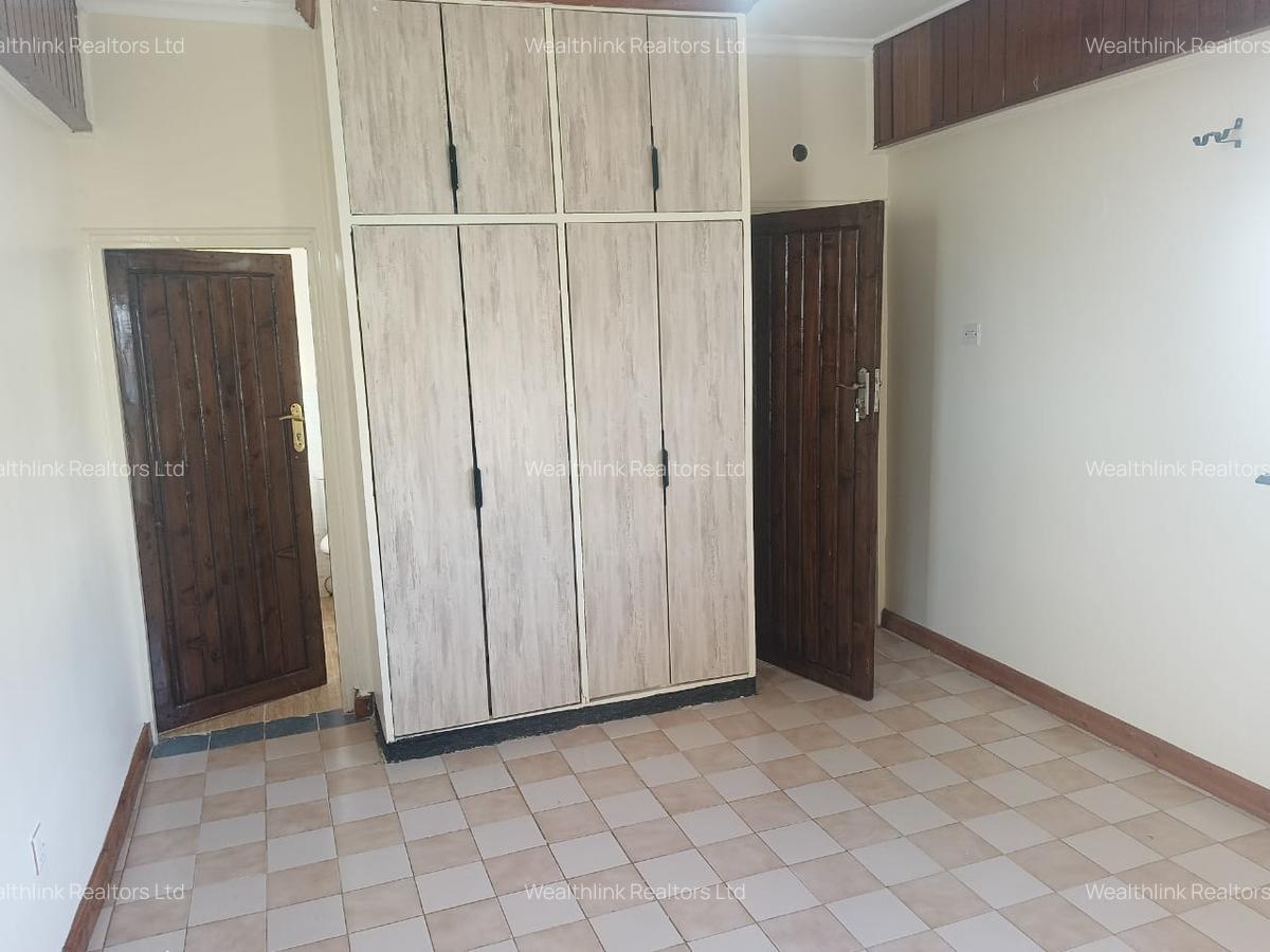 3 Bed Townhouse with En Suite at Karen - 8