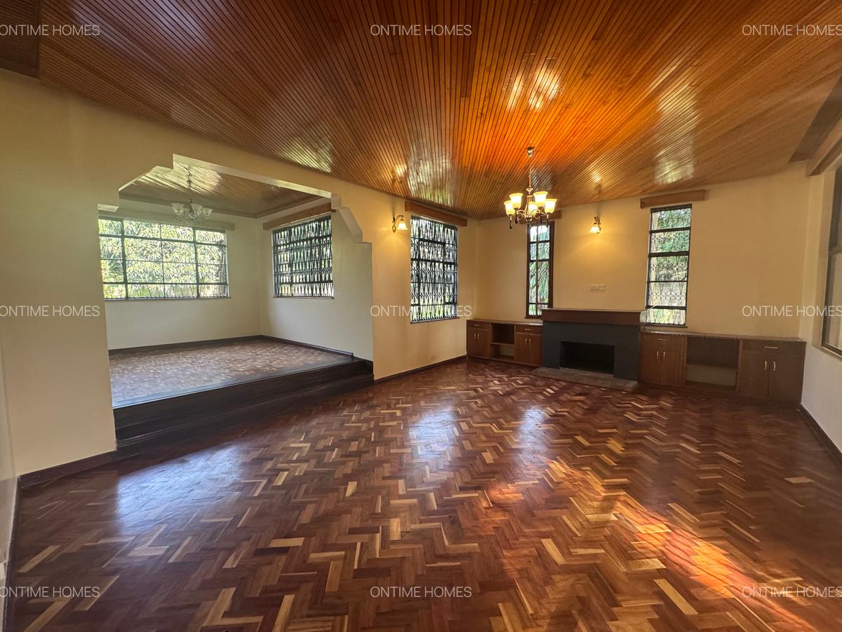 5 Bed House with En Suite at Runda - 9