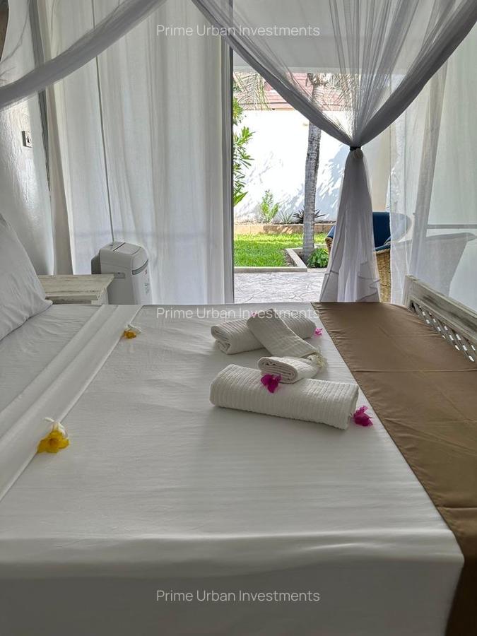 4 Bed House with En Suite in Diani - 6