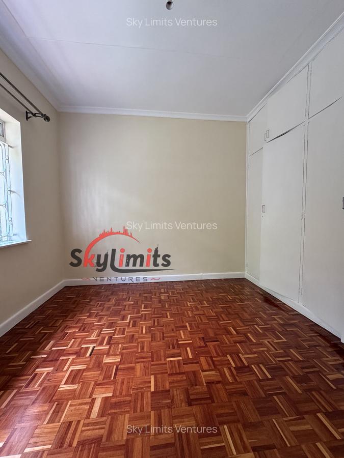 4 Bed House with En Suite in Gigiri - 10