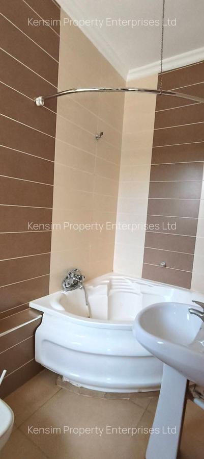 4 Bed Townhouse with En Suite in Kiambu Road - 11