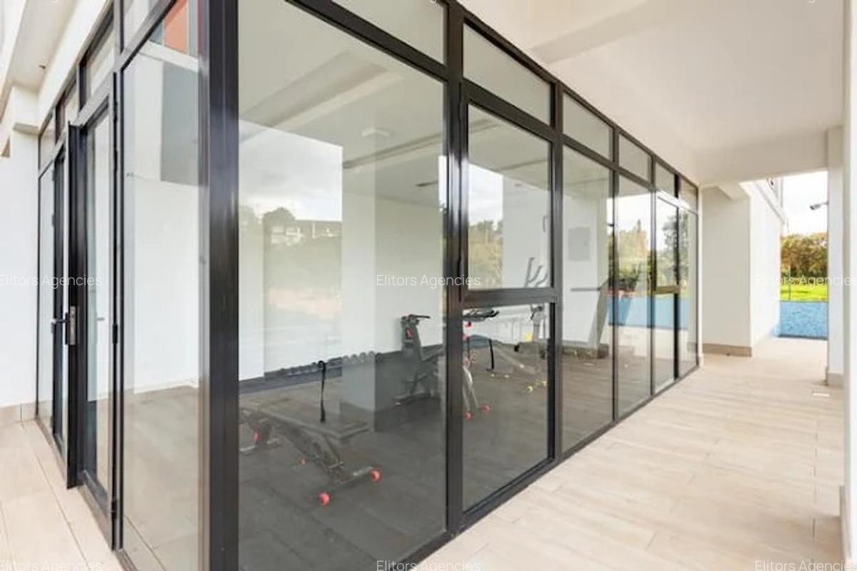 Serviced 2 Bed Apartment with En Suite at Two Rivers - 17