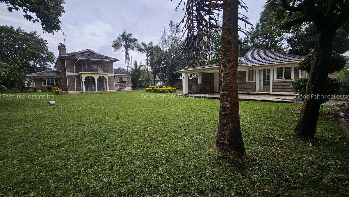 5 Bed House with En Suite in Runda - 14