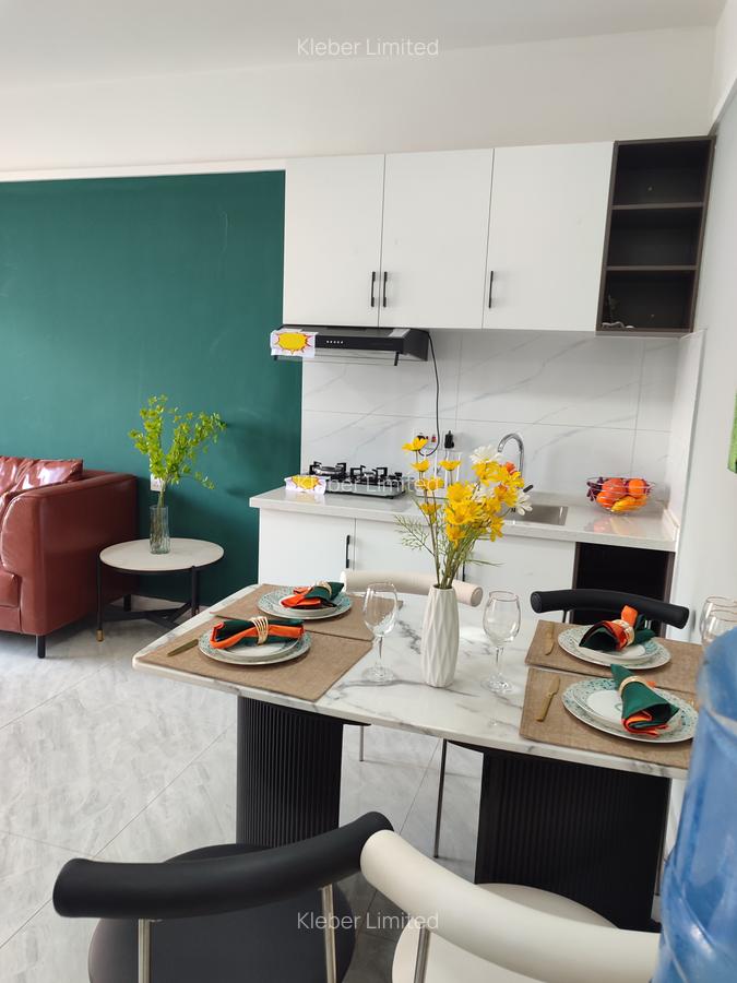 Serviced Studio Apartment with En Suite at Wanyee Road - 8