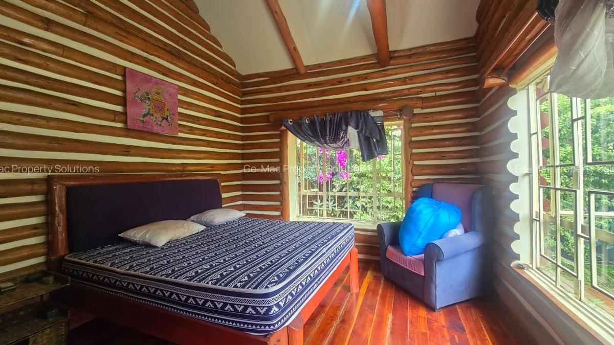 2 Bed House with En Suite in Ridgeways - 9