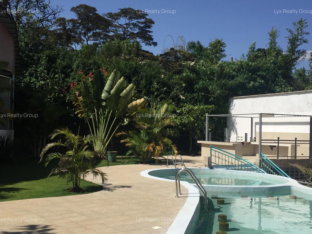 6 Bed Villa with En Suite in Muthaiga - 19