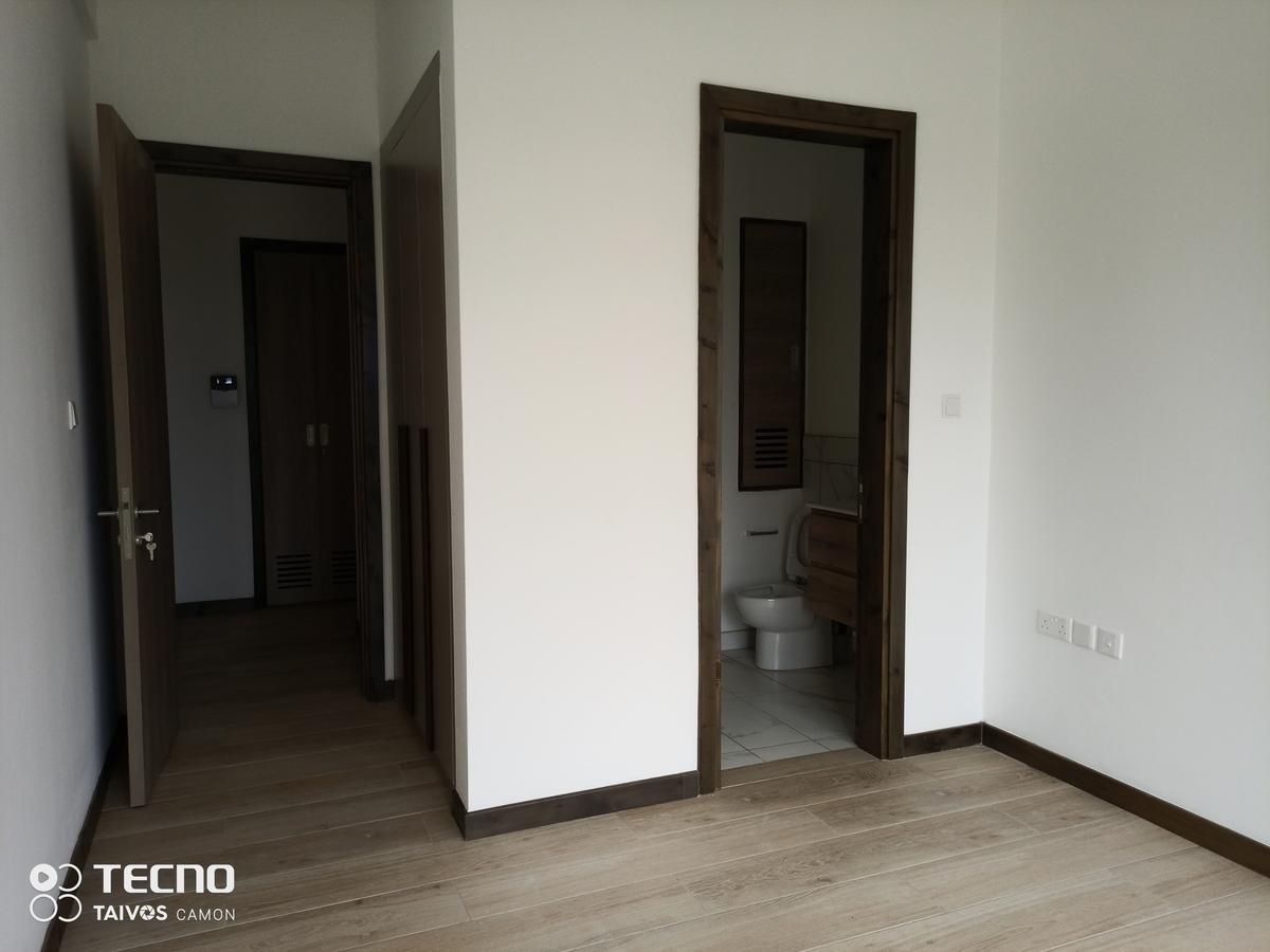 3 Bed Apartment with En Suite at Rosslyn Riviera - 8