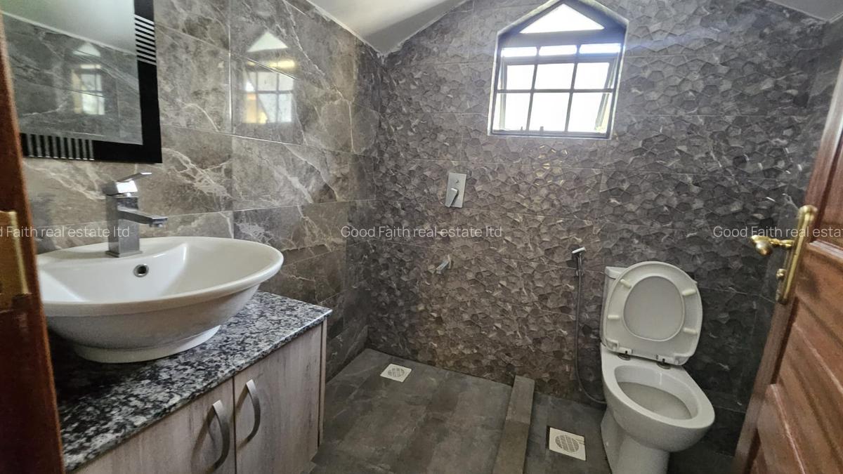 3 Bed House with En Suite in Runda - 16