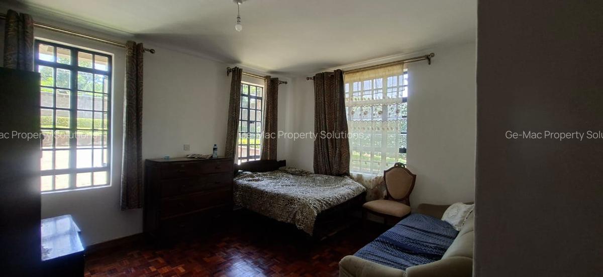 6 Bed House with En Suite in Runda - 8