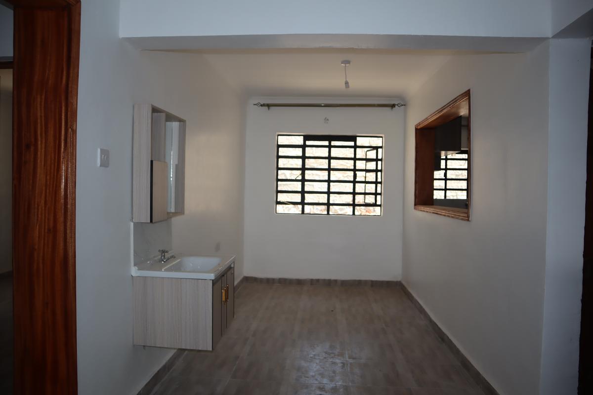 3 Bed House with En Suite at Lemiso Road - 11