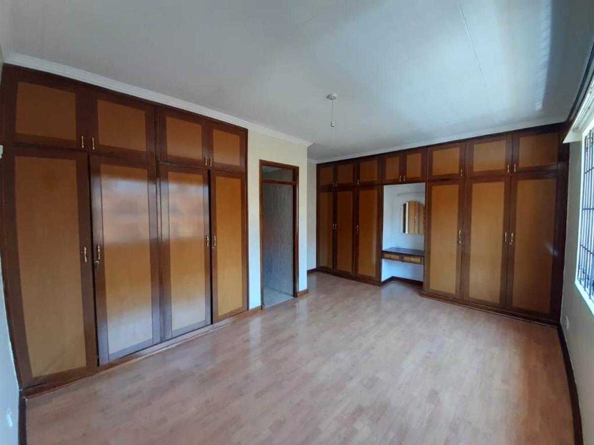 3 Bed Apartment with En Suite at Kileleshwa - 4