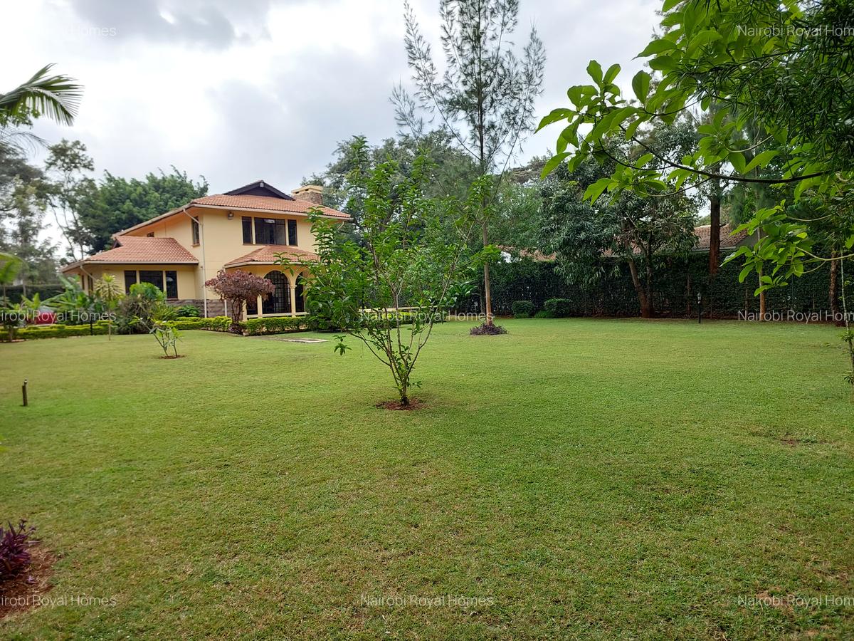 4 Bed House with En Suite at Acacia Drive - 3