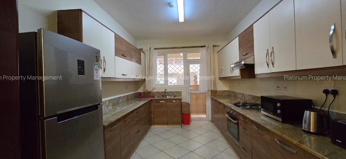 Serviced 2 Bed Apartment with En Suite at Brookside Gardens - 7