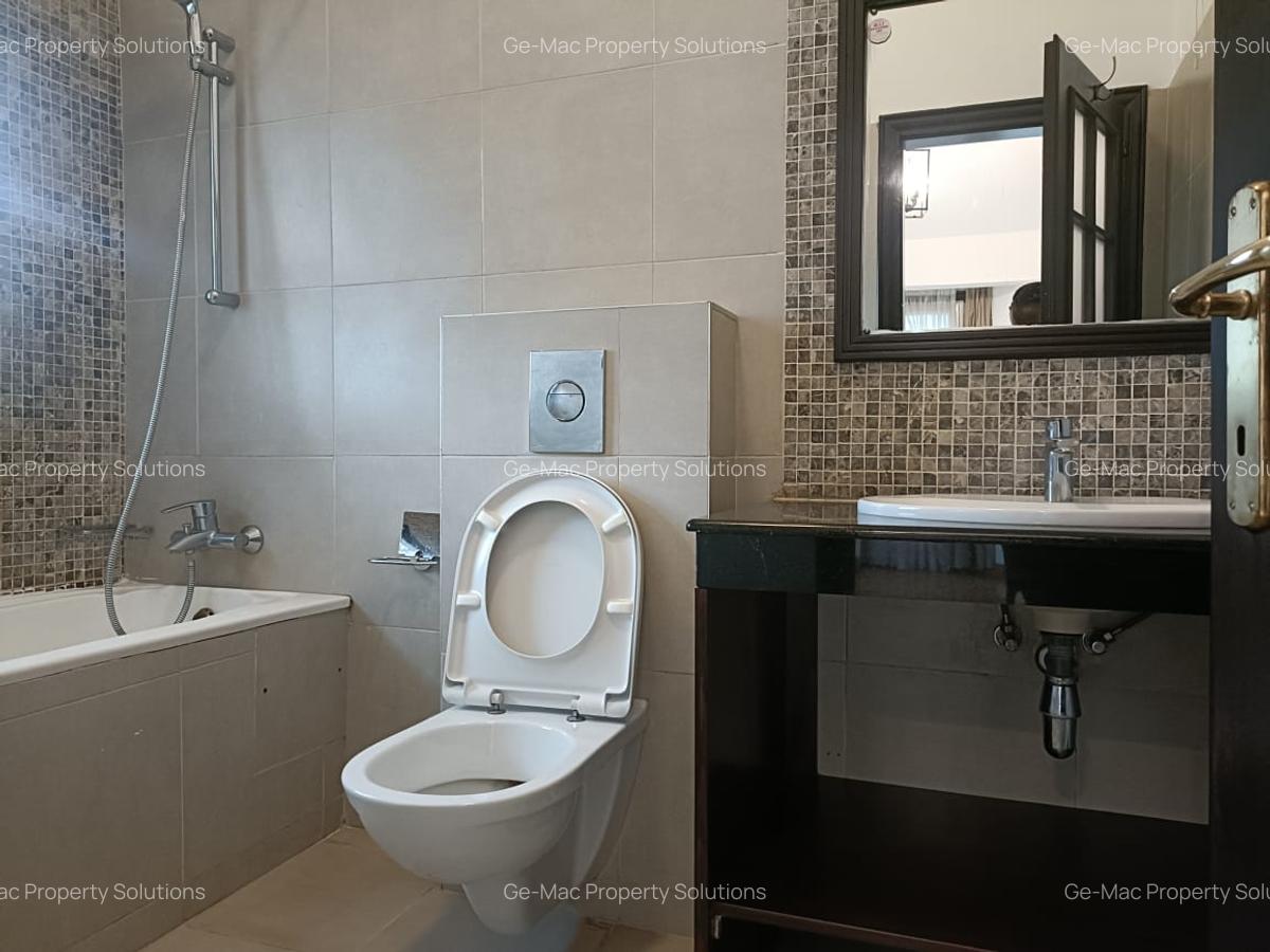 3 Bed House with En Suite in Spring Valley - 10